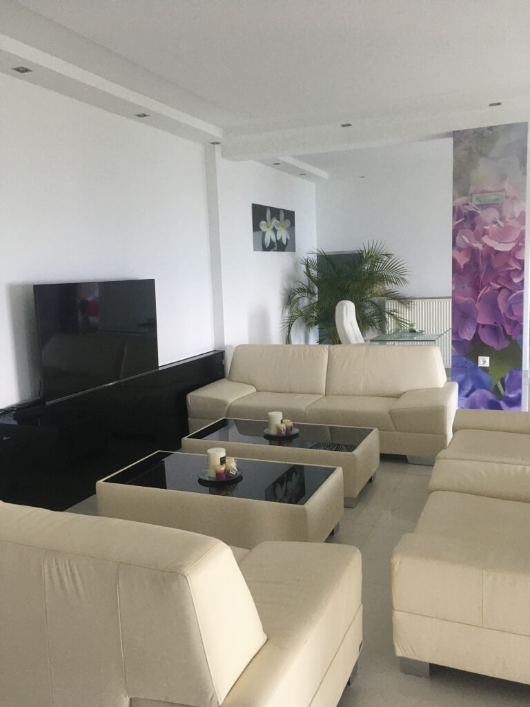 Corfu - Deluxe apartment - living room