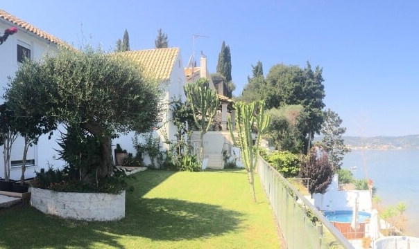 Villa Evita Corfu garden